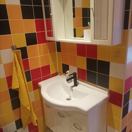 Mat Apartment