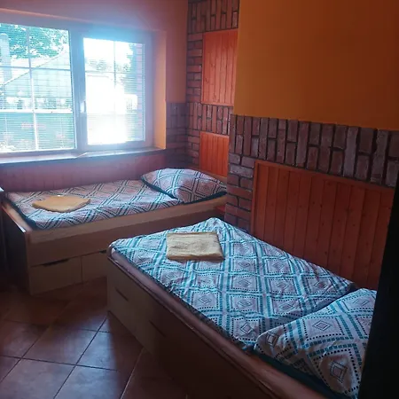 Mat Apartment *