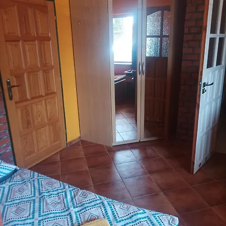 Mat Apartment *